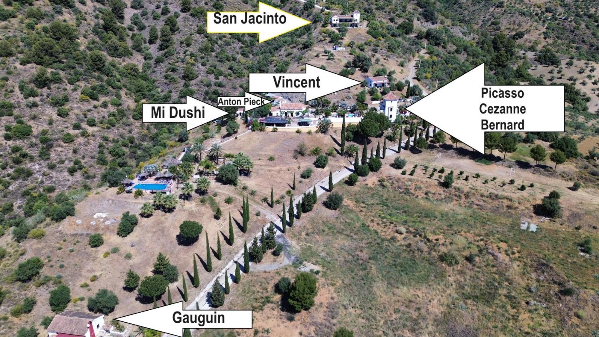 Tiny House 12M2 In Holiday Park With 55 M2 Pool Tolox Dış mekan fotoğraf