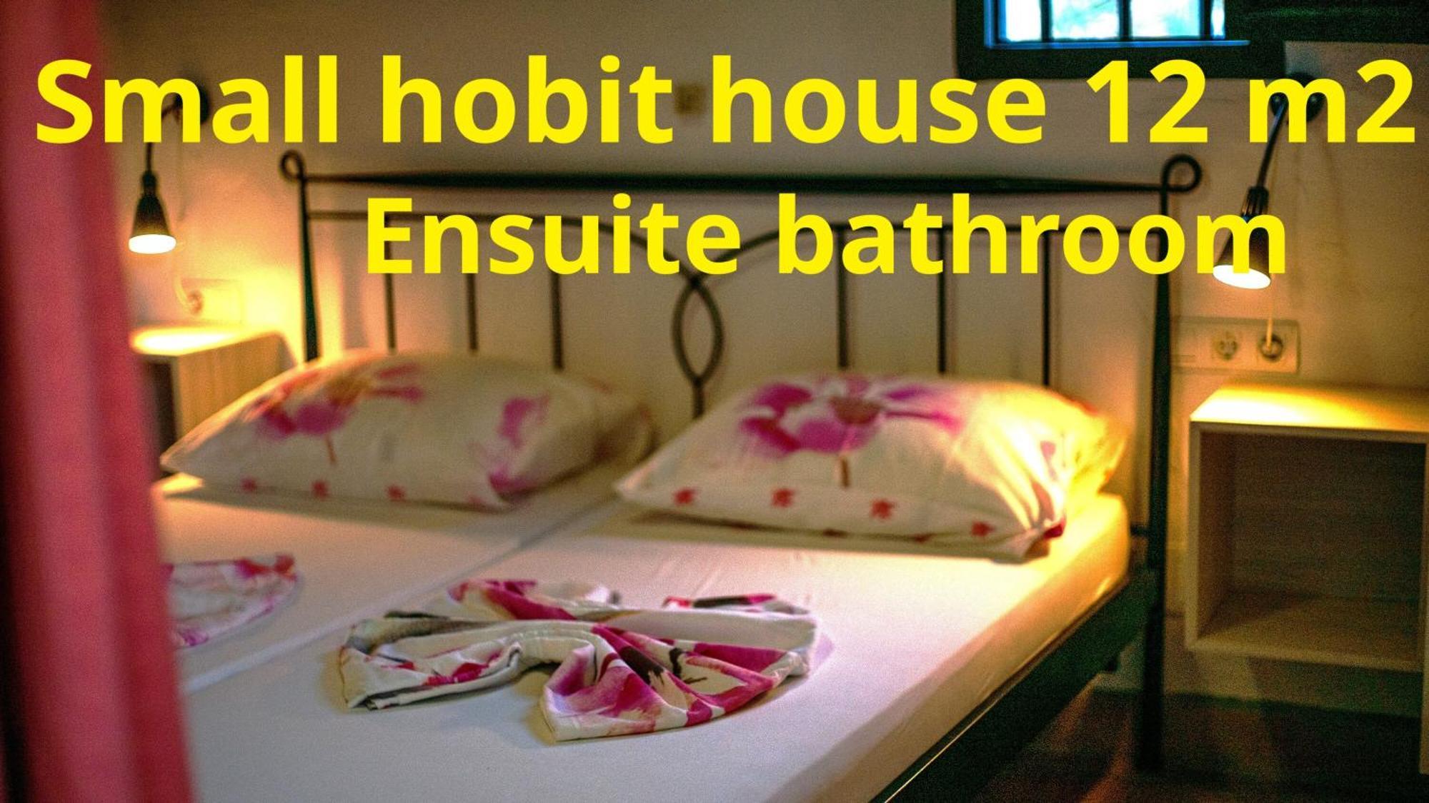 Tiny House 12M2 In Holiday Park With 55 M2 Pool Tolox Dış mekan fotoğraf