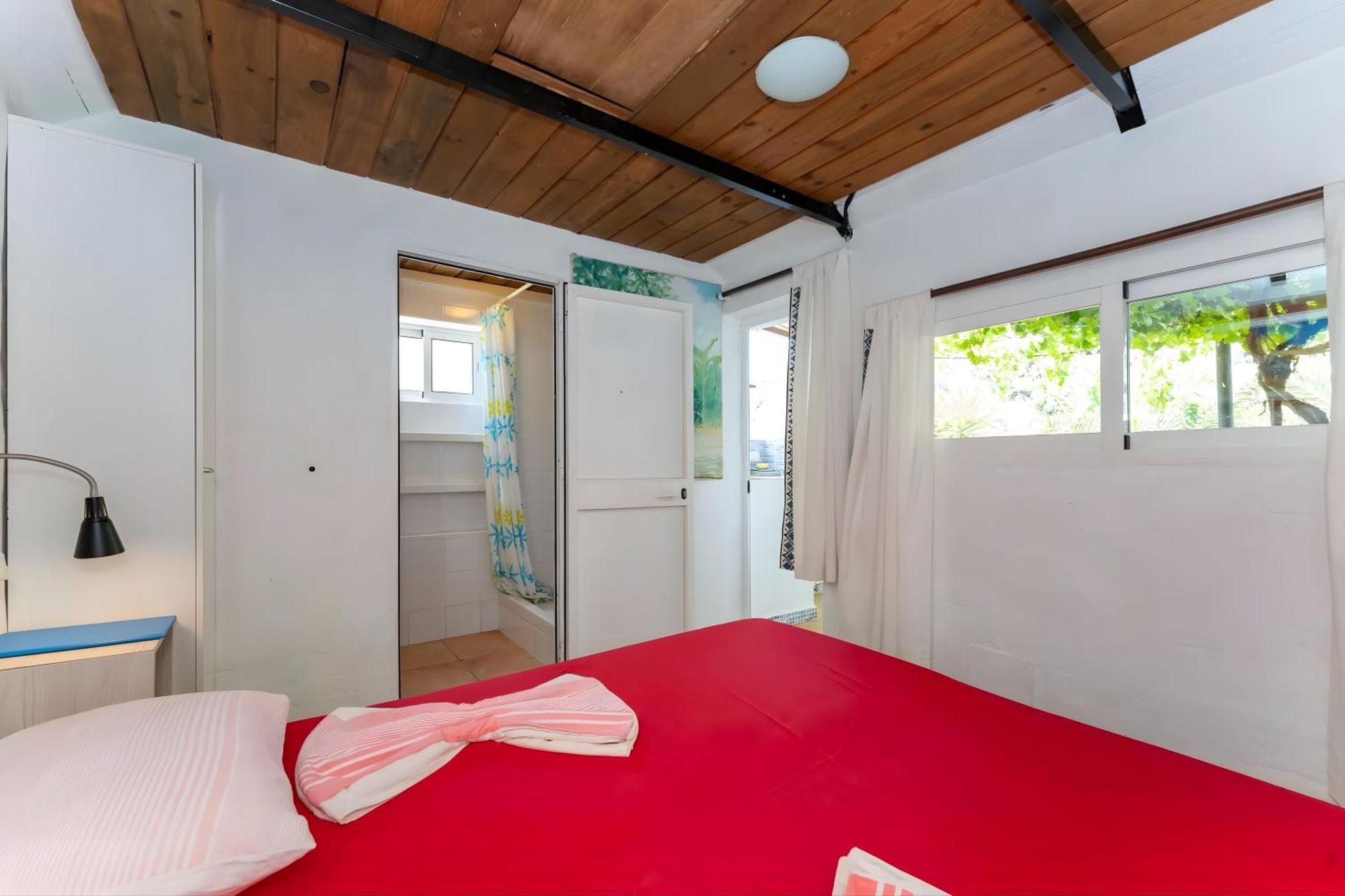 Tiny House 12M2 In Holiday Park With 55 M2 Pool Tolox Dış mekan fotoğraf
